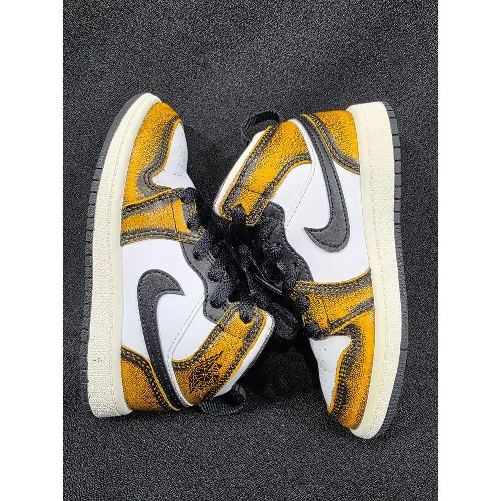Nike Air Jordan 1 Mid SE Leather Wear Away Taxi Little Kids 11.5C
